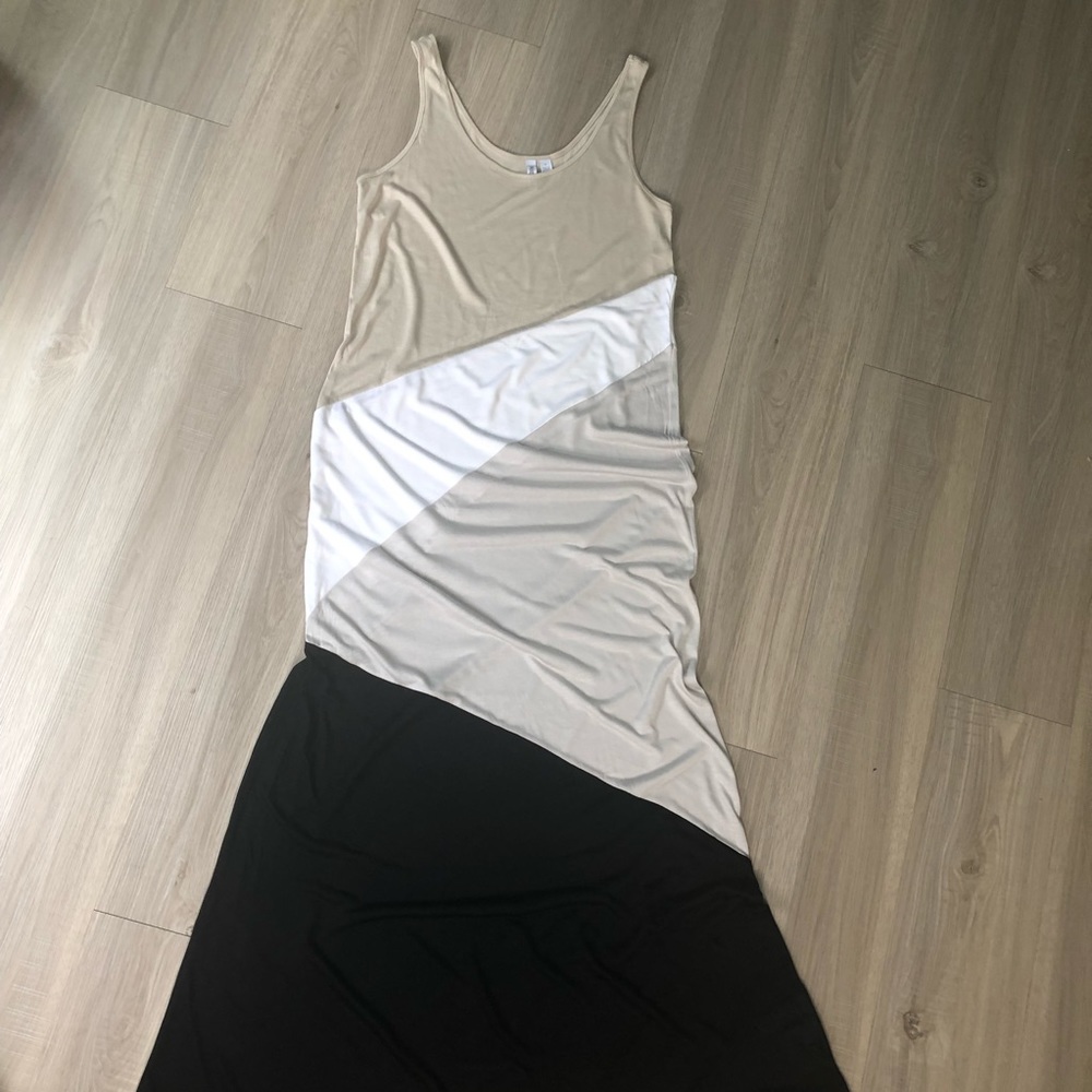 Relativity Tan, White, Gray and Black Colorblock Maxi Dress
